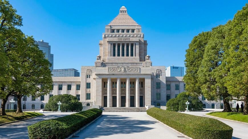通常国会は1月24日に召集される予定（写真：genki / PIXTA）