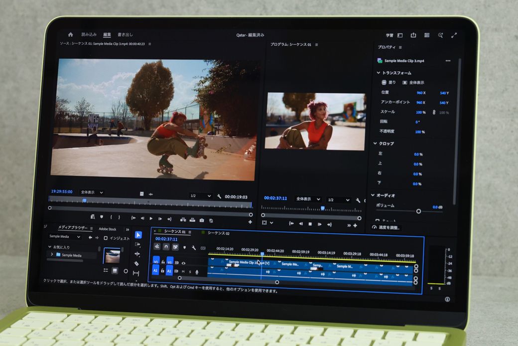 映画を作るといったヘビーな作業は無理だが、ショート動画を作る程度の作業なら全然問題なく行えた（写真：筆者撮影）