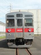 8530号車は製造時は東横線に導入、急行にも運用され、のちに