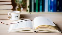 1年前の新聞と10年前の本で得られる知識の大差 読書の習慣のない人が知らない本当のメリット