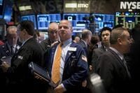 米国株上昇､ナスダックは15年ぶり高値 ダウ88ドル高､不振のマックにも買い