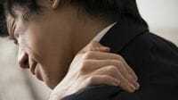 体の痛みは健康状態だけが原因とは限らない エリート男性の人生を台無しにした｢隠れ病｣