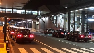 客が蒸発｢成田空港タクシーバブル｣崩壊のどん底