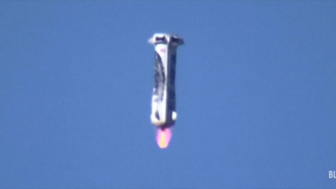 Amazonベゾス氏のロケット再度離着陸成功