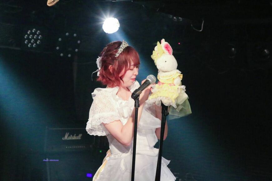 ファンは今でも大切な存在でありオフ会も好きだと語る（写真：うしおゆりなさん提供）