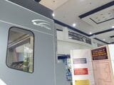 NSCRにはJR東日本の新系列電車に準じた総合車両製作所（J-TREC）製車両が導入される。このほか、空港特急用にはスペインのCAF製車両も加わる（筆者撮影）