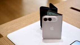 ｢折り畳みiPhoneを持つ価値は？｣｢iPad miniと競合する？｣…アップル幹部に聞いた"最新iPhoneの気になるコト"