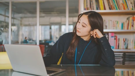 ｢初任給アップで先輩はモチベダウン｣｢Zへの配慮足りぬとAIに叱られ…｣《採用川柳･短歌》に見える"企業側の苦悩"