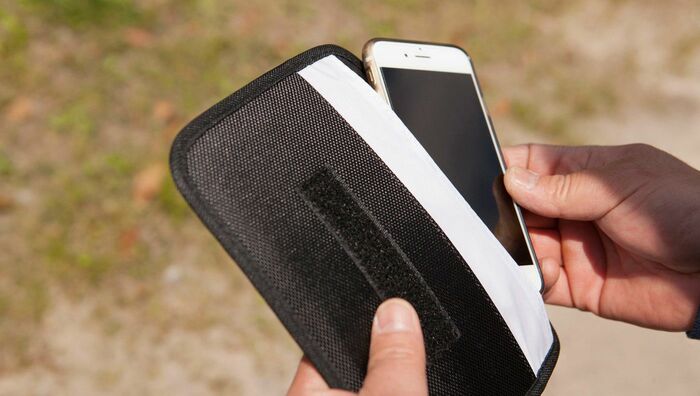 デジタルオフのためにスマホを遮断