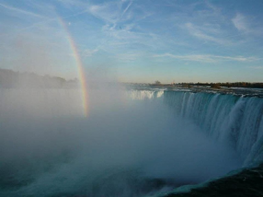 カナダ留学中に撮影した「ナイアガラの滝」（写真：遠藤さん提供）