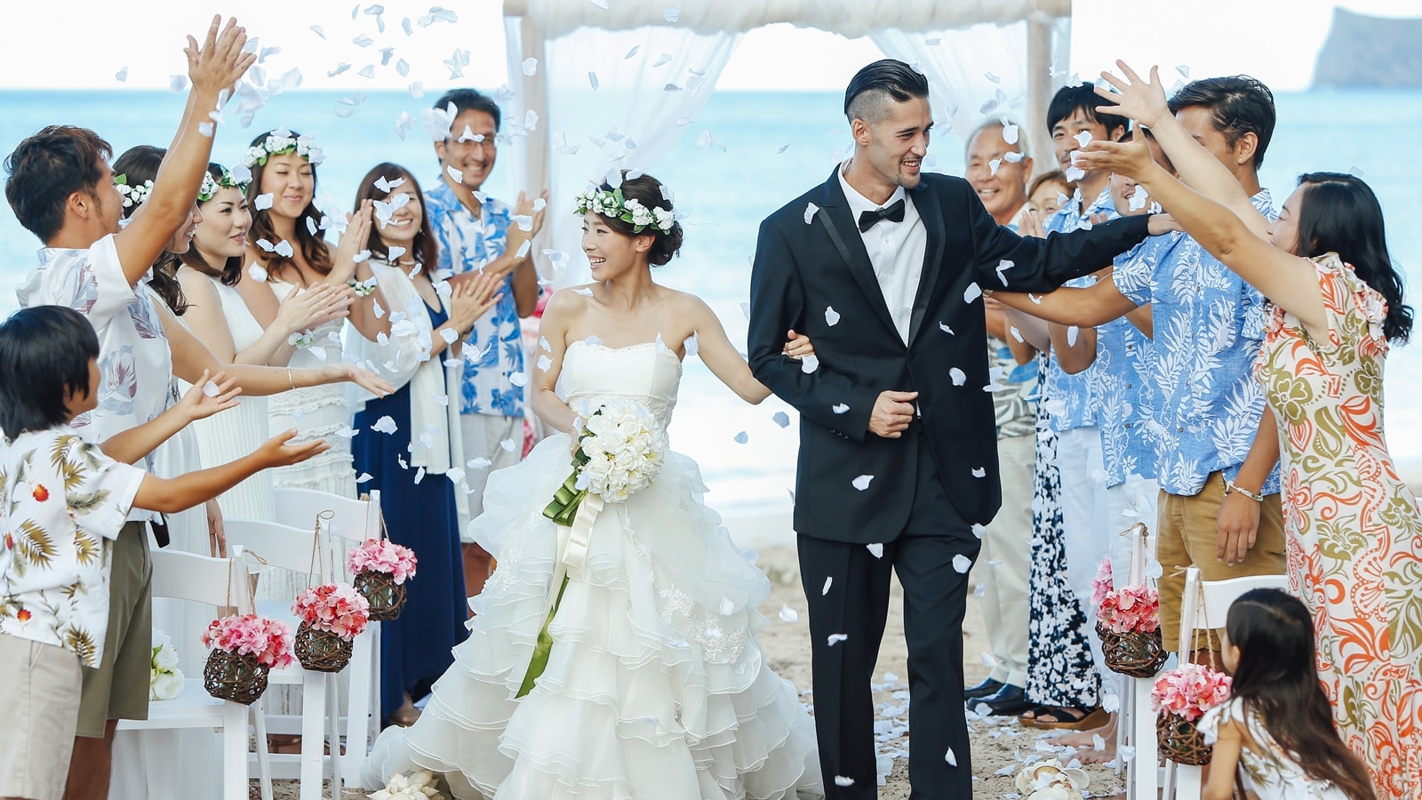 アラフォー女性も現役 ハワイ婚活 の実際 恋愛 結婚 東洋経済オンライン 社会をよくする経済ニュース