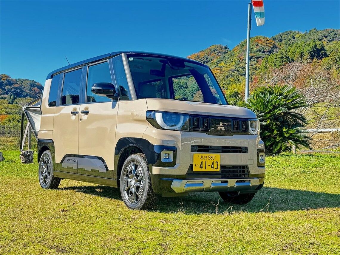 オフロードテイストを強調した三菱「デリカミニ」（筆者撮影）