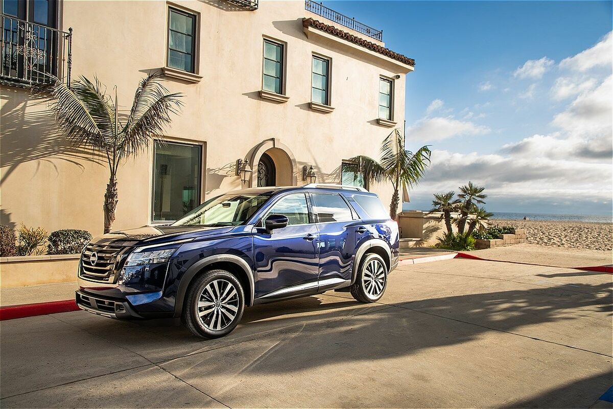 国内未発売のSUV「パスファインダー」試乗。提携で揺れる日産だが
