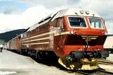 耐寒構造の機関車が引くノルウェー最北の列車（1994年 筆者撮影）