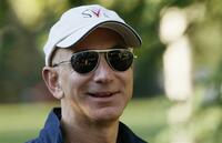 アマゾンのベゾス氏、買収は高値づかみか 4倍超の価格で買収したかもしれない