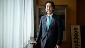 城内経財相が市場の財政拡大懸念に反論､｢円安が継続するとは考えていない｣｢むしろ円に上昇圧力をかける可能性がある｣