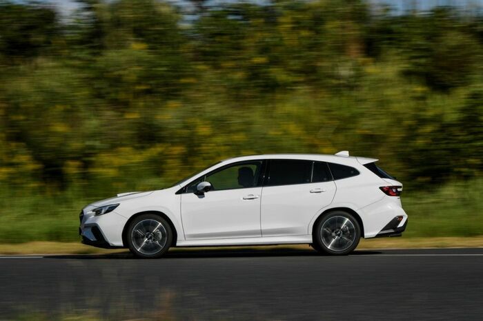 2.4Lモデルの走り。1.8Lで感じた余裕をそのままに力強くなった
