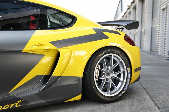 ポルシェ ケイマン GT4 クラブスポーツ｜Porsche Cayman GT4 Clubsport