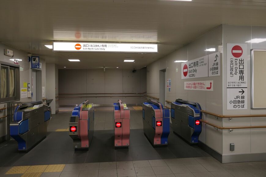 出口専用で入場はできない北口改札（記者撮影）