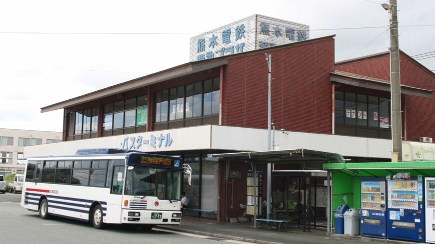 菊池駅舎だった菊池プラザ