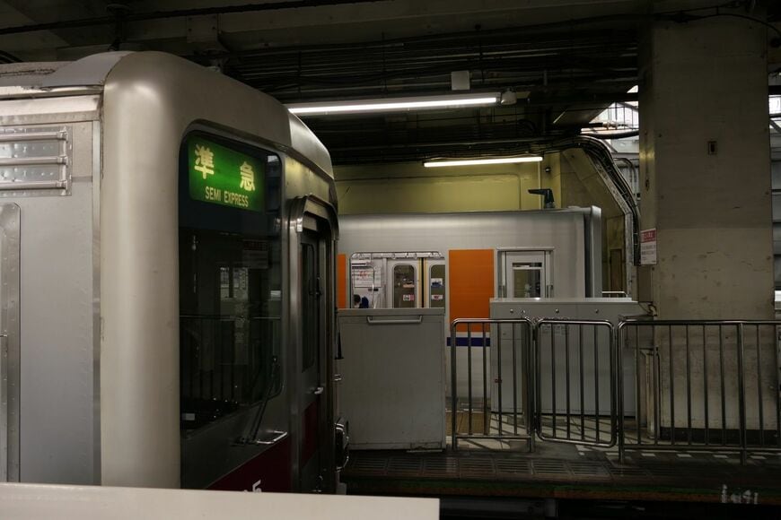 東武東上線の池袋駅構内