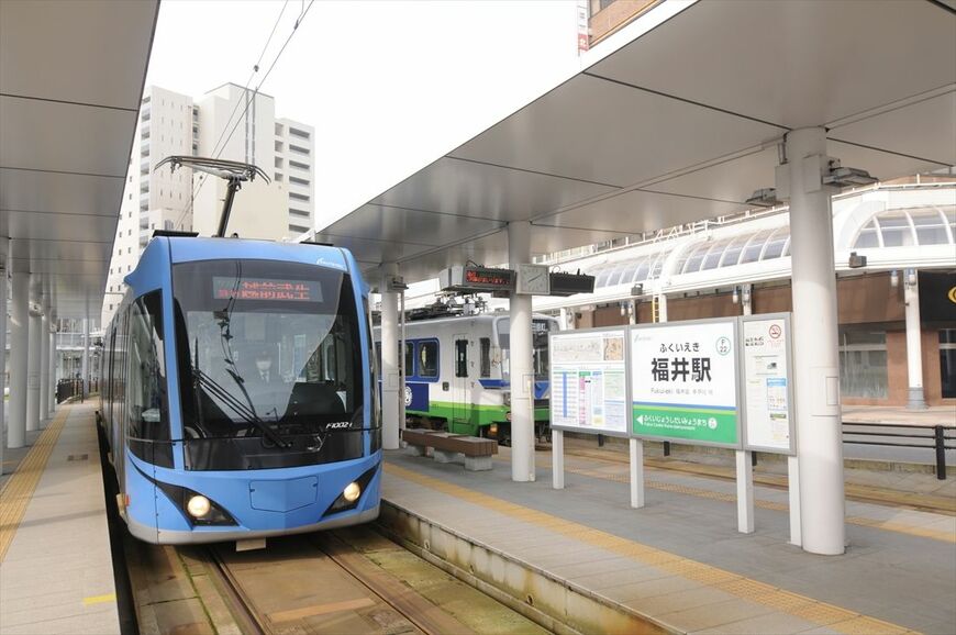 福井鉄道福井駅
