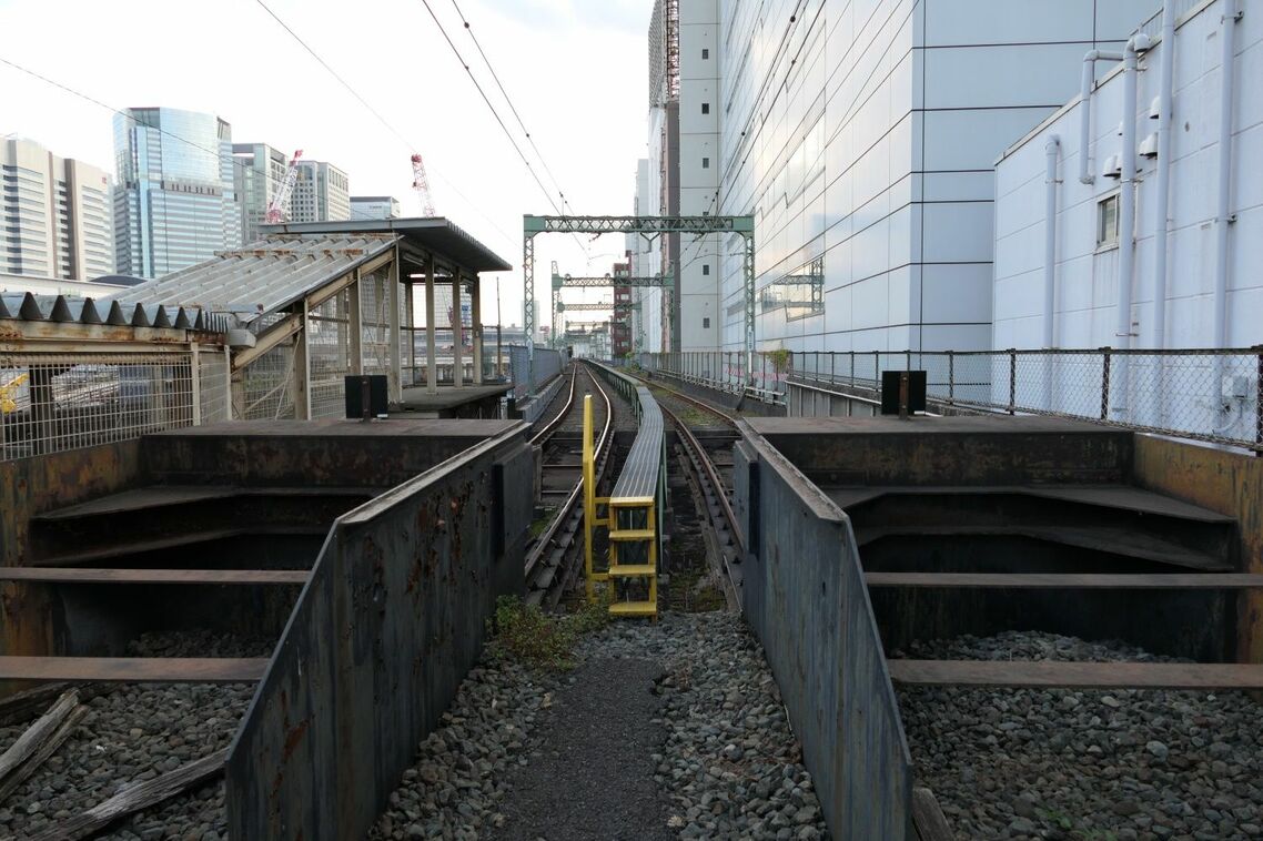 北端から見た京急品川駅引き上げ線