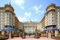 あこがれのディズニーホテルに行ってみた 大人4人で泊まれば、高くない？