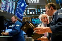 米国株式市場は反発､ハイテク株に買い戻し アマゾン､トランプ大統領批判受けても反発