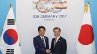 平昌五輪開会式への出席で問われる安倍外交 紆余曲折の末の｢首相勇断｣で成果は出るか？