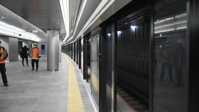ホームドアも完備された大阪駅「うめきた」