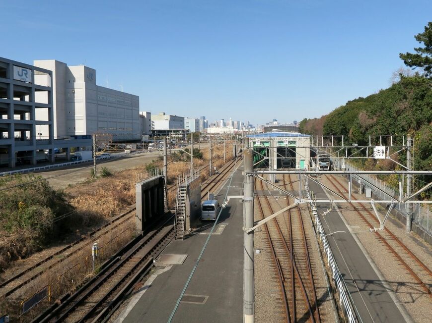 八潮車両基地とアクセス線予定地
