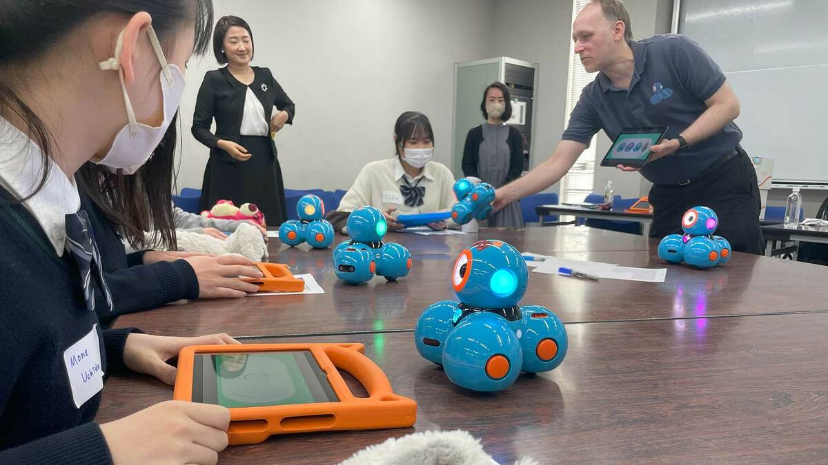 流暢な英語を話す生徒たち､横浜創英の英語学習は｢AI×自律学習｣でどう
