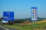 チェコの高速道路は現在は時速130km制限（筆者撮影）