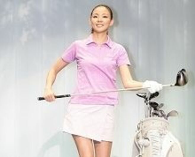 不況でも女子ゴルフは活況　百貨店、メーカーが熱い視線