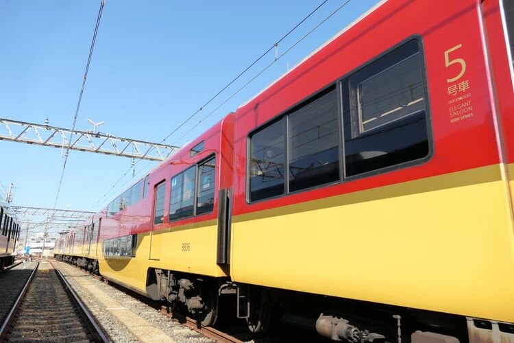 画像 | 京阪8000系｢プレミアムカー｣だけでない贅沢空間 優先席も