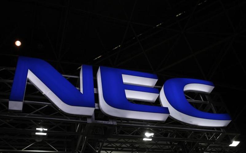 １１月２０日、ＮＥＣは、例年１０００億円程度の防衛省からの受注額が、前年度は約１６００億円に増えたことを明らかにした。写真は昨年５月、都内で撮影（２０１３年　ロイター／Issei Kato）