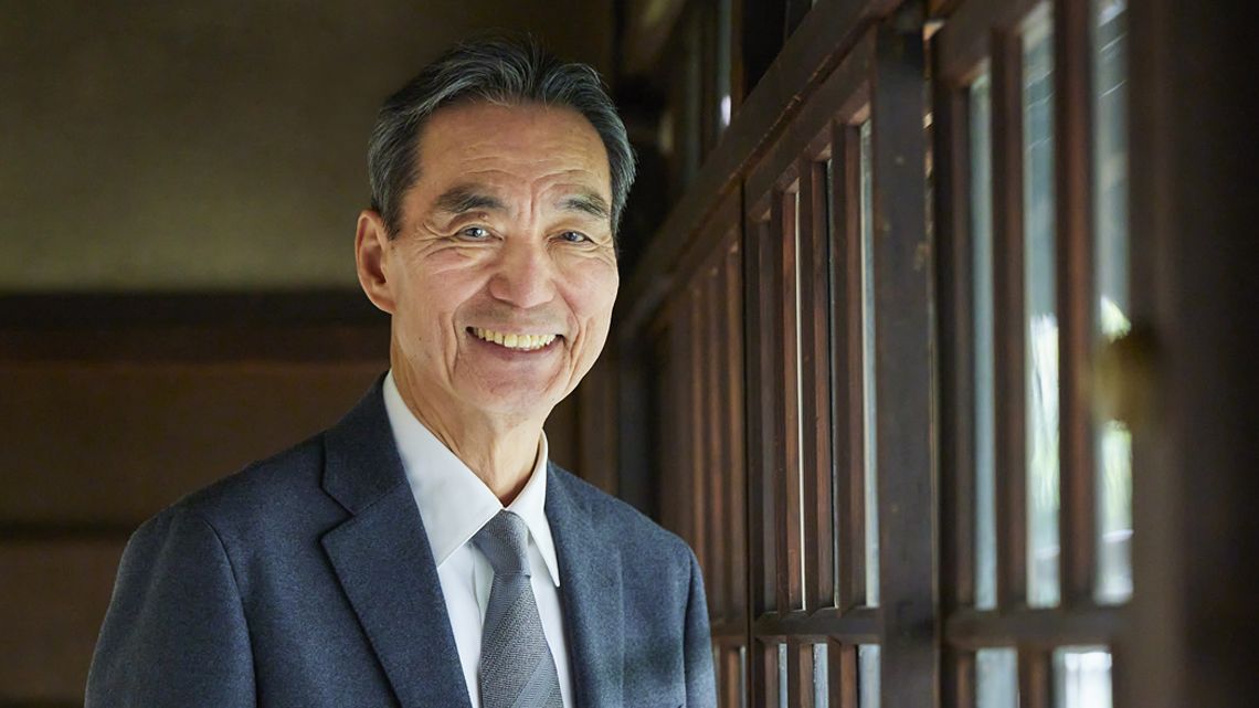 俳優の長塚京三氏