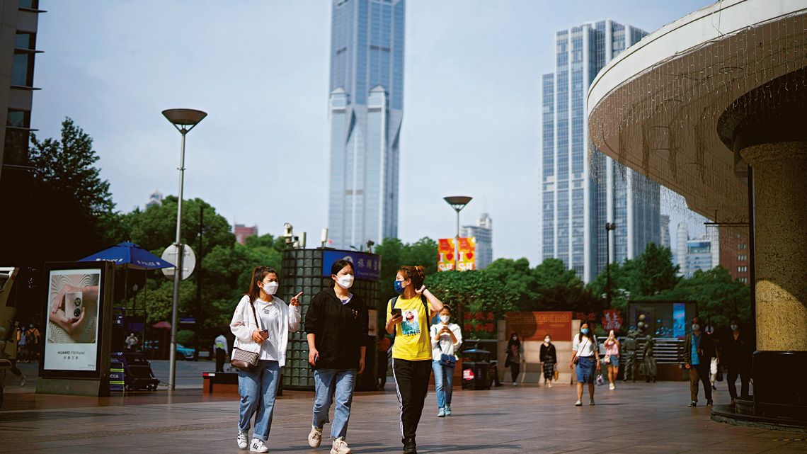 中国経済のV字回復は望み薄､緩慢なU字回復に 最悪期は脱したが､コロナ次第で再び暗雲も | 政治・経済・投資 | 東洋経済オンライン