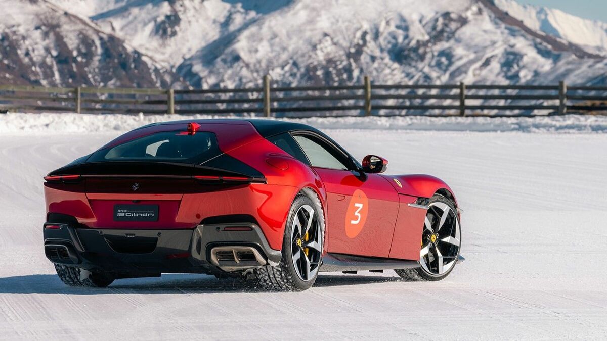 フェラーリ｢8月の雪上ドライブ｣提供する意味 | 高級車 | 東洋経済オンライン