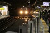 東武練馬駅に到着する始発電車（記者撮影）