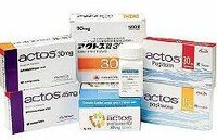 【産業天気図・医薬品】米国の特許切れと国内薬価改定で各社業績に打撃、後半改善しても「曇り」止まり