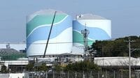 わずかな議論で原発政策を｢方針転換｣した危うさ 深刻化するエネルギー情勢を背景に｢政治決断｣