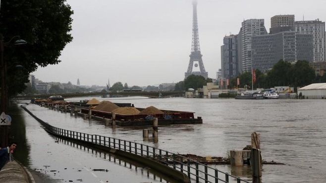欧州の洪水は北半球規模の猛暑の前触れか？