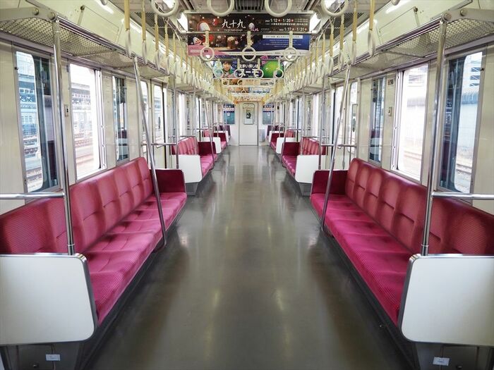 ワイドドア車は初期製造の20両とその後の16両で