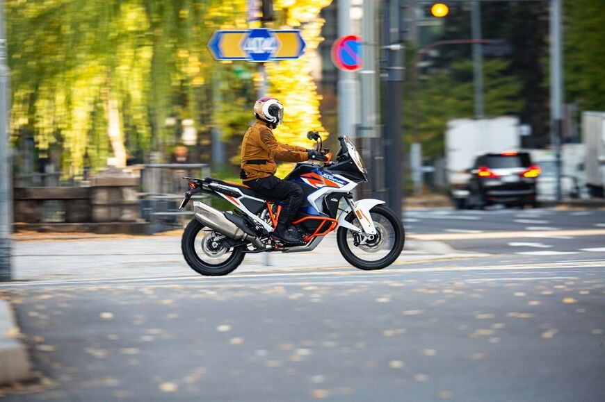 KTM「1290 スーパーアドベンチャーR」のディテール（東洋経済オンライン編集部撮影）