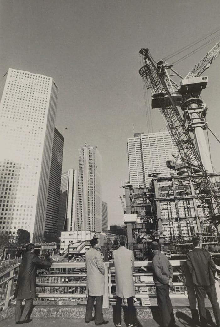 東京都新庁舎建設現場（写真：1989年2月28日、本橋英明撮影）    