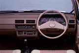 1982年に発売した初代「ADバン」（写真：日産自動車）