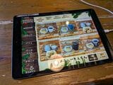見やすくも洗練され過ぎないオーダーシステム（筆者撮影）