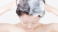 決定版！美容師が教える｢正しい髪の洗い方｣ 洗髪前の｢お手入れ｣も重要だ